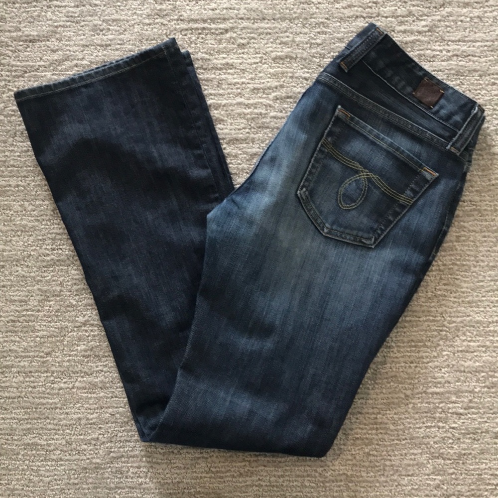 Lucky Brand flare denim jeans